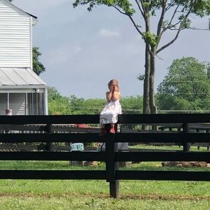 Meet your Posher, Elizabeth